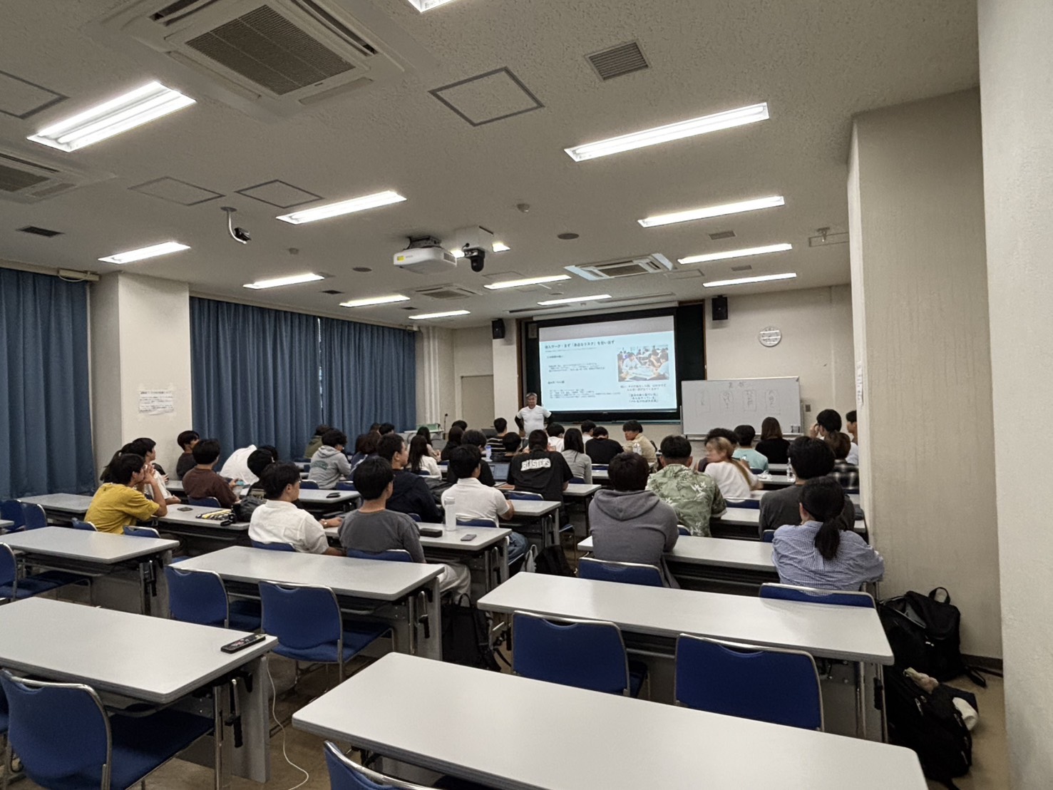 コンプライアンス講習会の様子 1